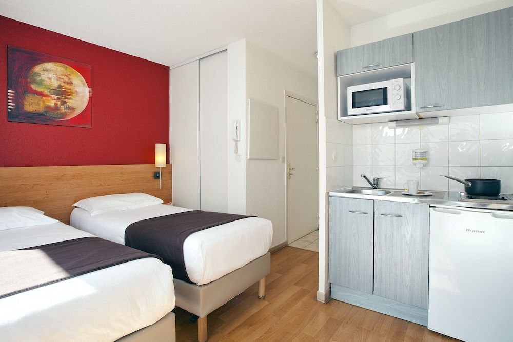 Residhome Lyon Gerland 1 Studio for 2 4