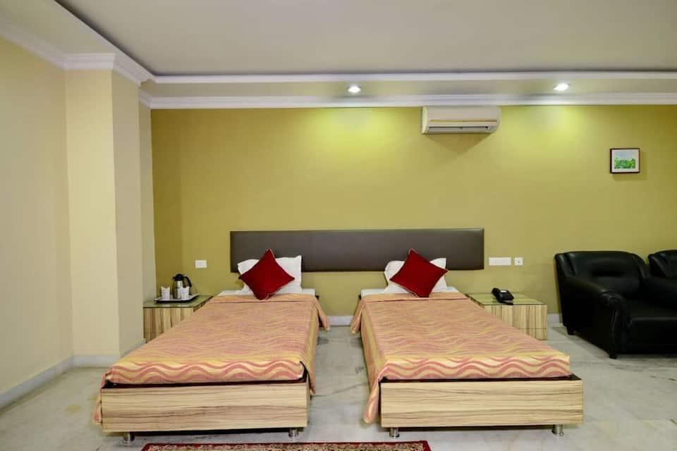 Golden Inn Dankuni Super Deluxe