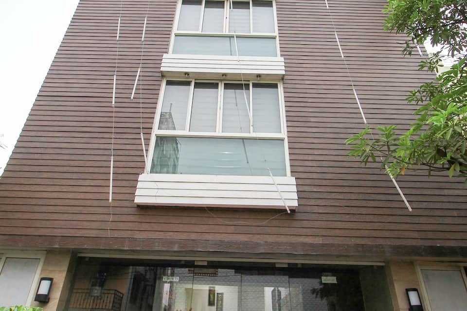 undefined Hiland Inn 10