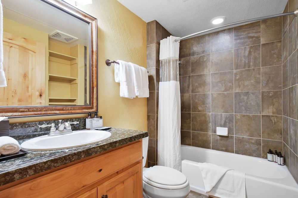 Room, 2 Queen Beds (Silverado Lodge)