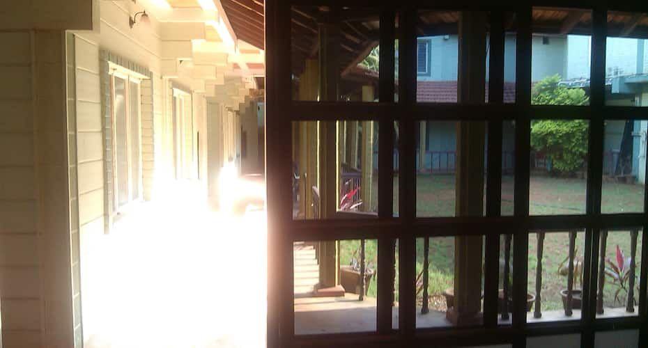 Hotel Benzy Palace