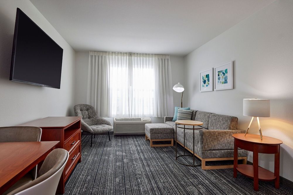 Suite, 1 Bedroom (Hearing Accessible)