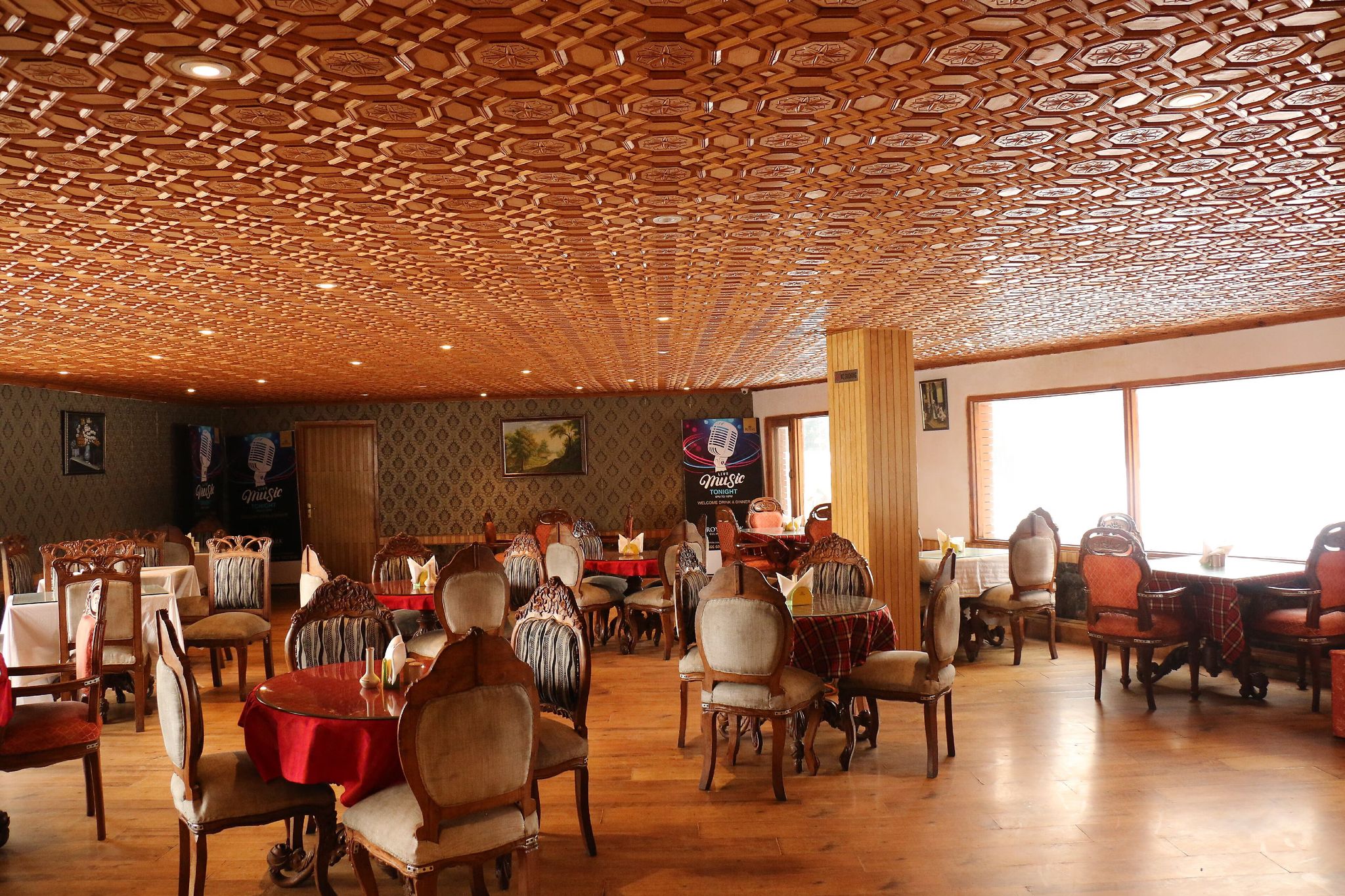 undefined HOTEL ROYAL PARK. 4