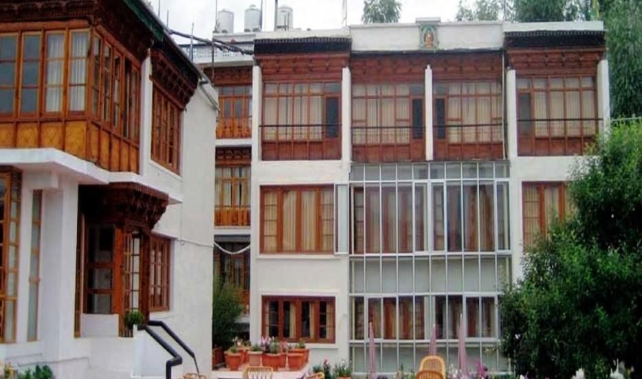 undefined Hotel Omasila 6
