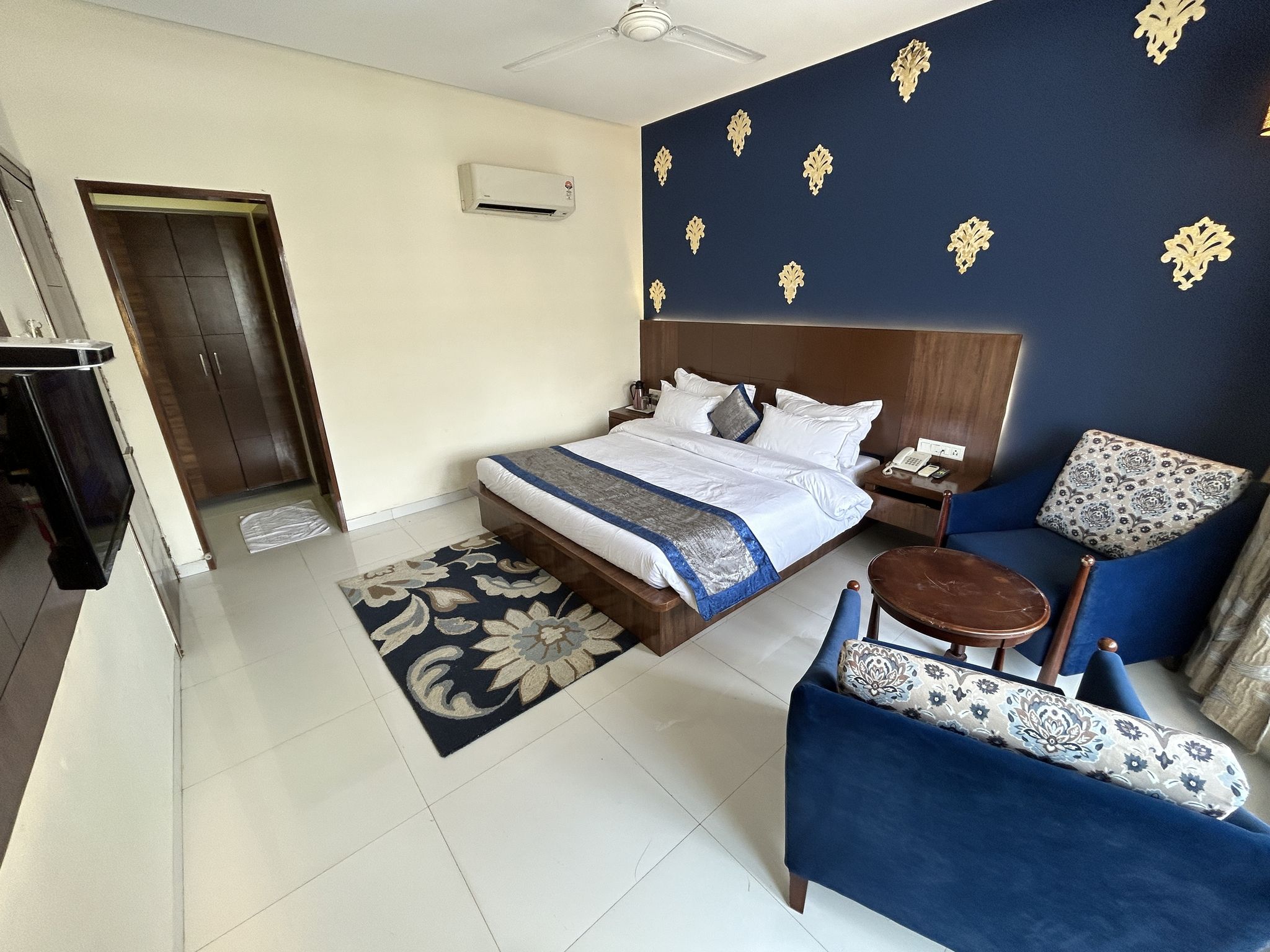 Superior Room Ground Floor Pool View