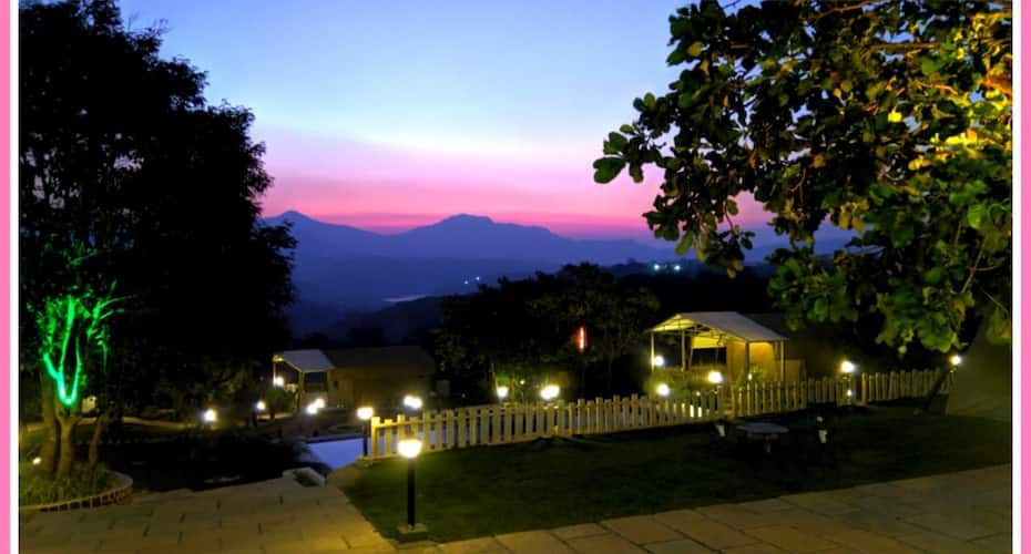 Canvas resort