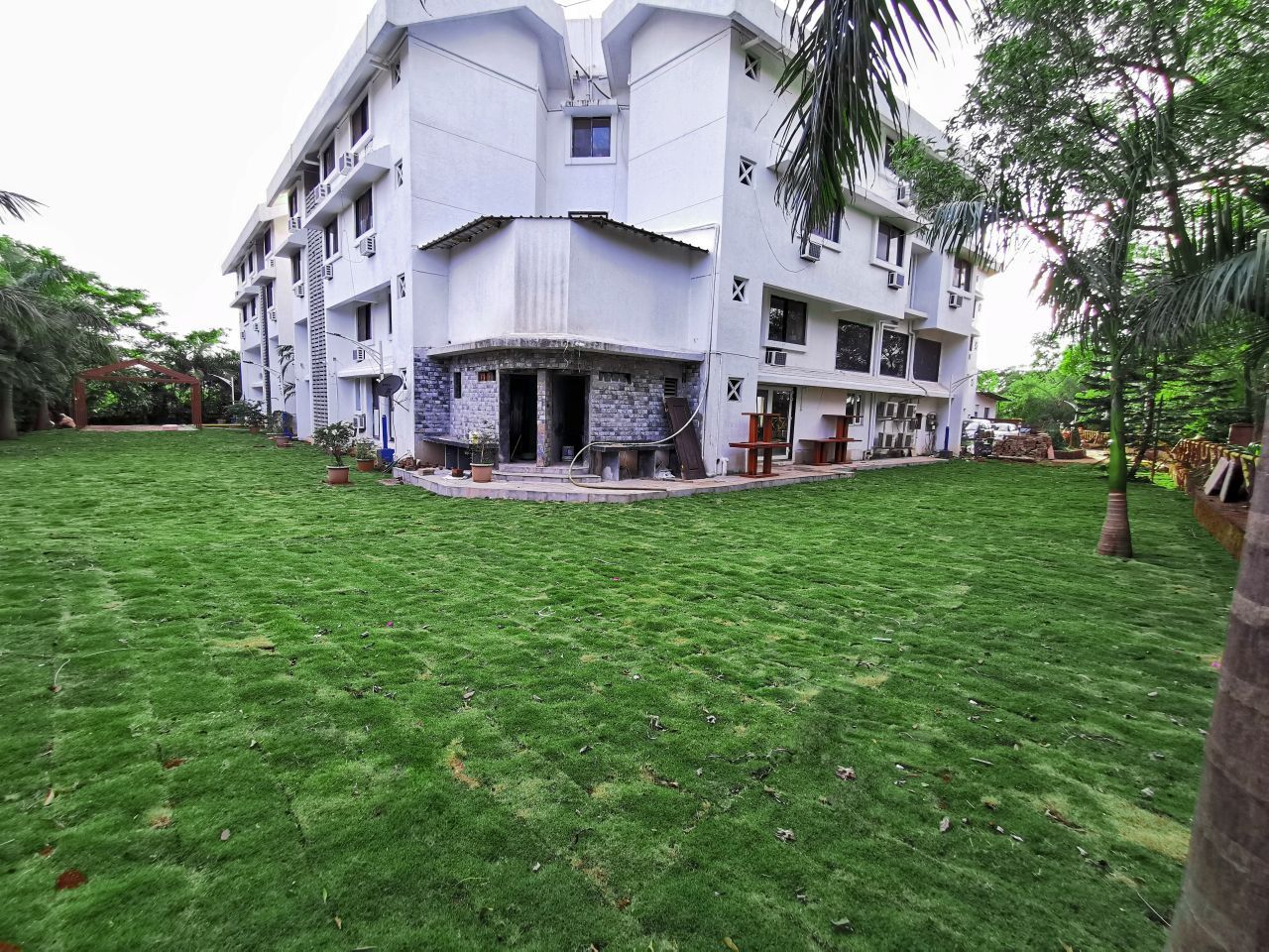 undefined Platinum Square 6