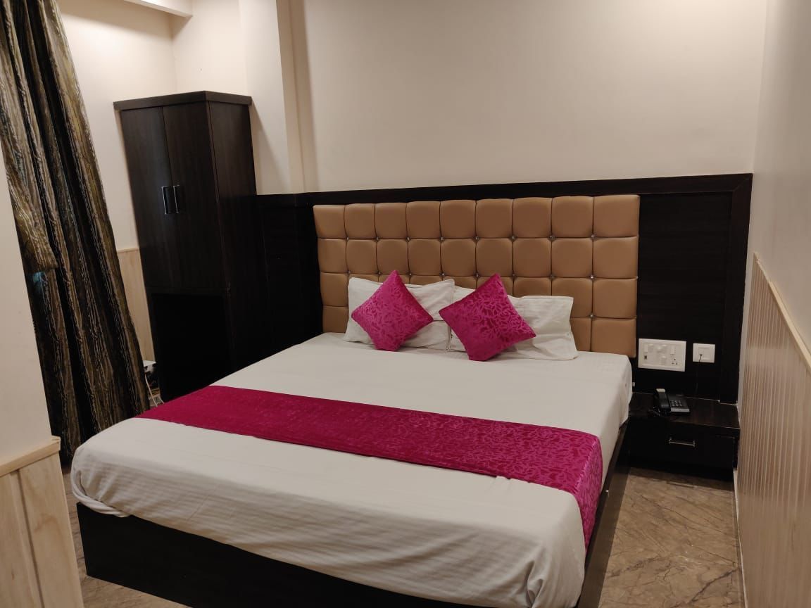 Hotel Alfa Standard AC Room