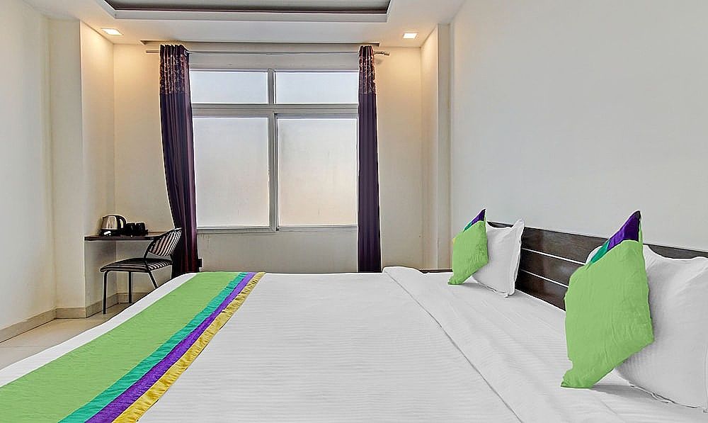 Treebo Silver Grand Standard Double Room