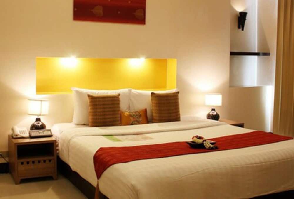 Maninarakorn Hotel Suite, 1 Double Bed 4