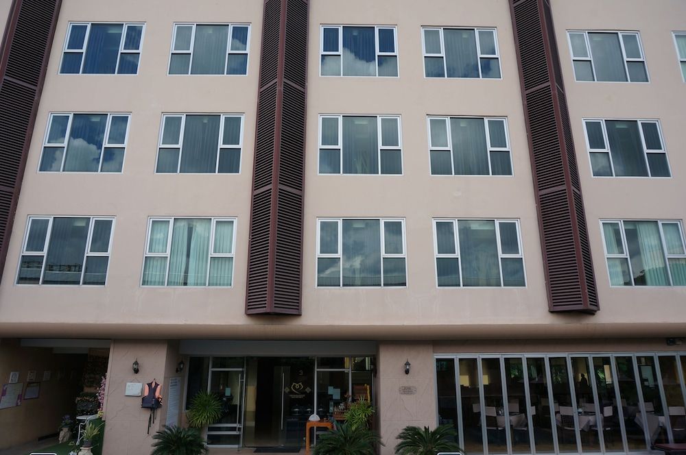 undefined Maninarakorn Hotel 2