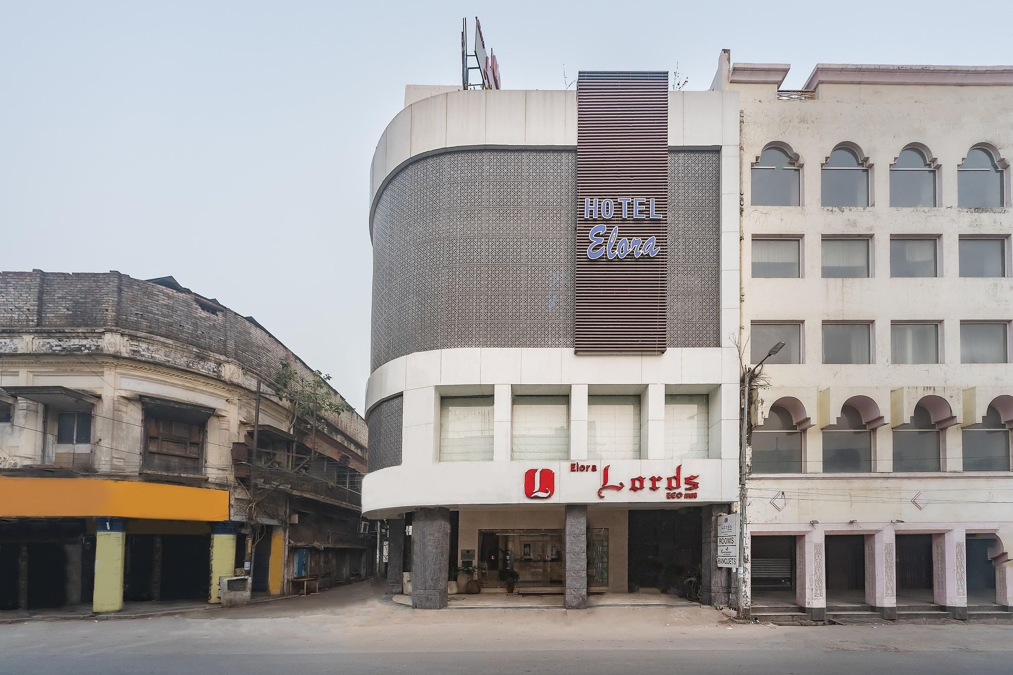 undefined Elora Lords Eco Inn Lucknow