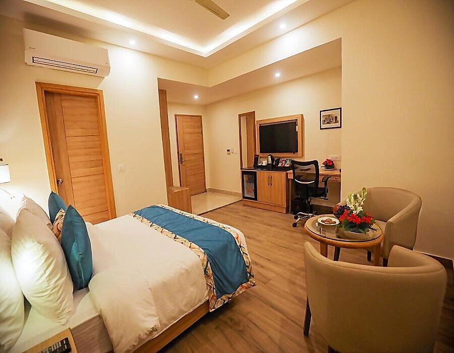 undefined Elora Lords Eco Inn Lucknow 7
