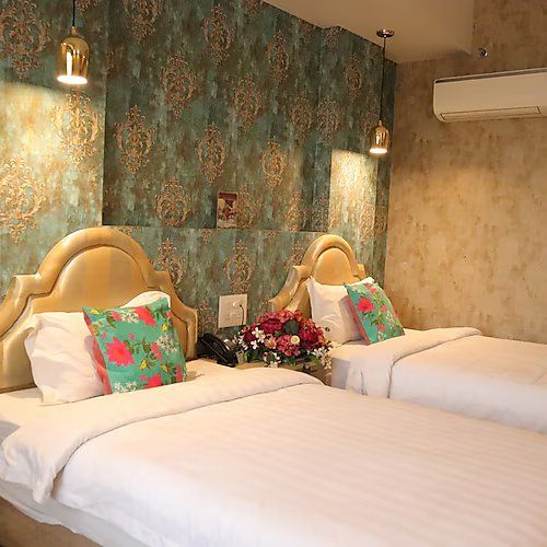 Hotel Casa Aishbagh Deluxe Twin or Double Room ( Local ID Is Not Allowed ) 4