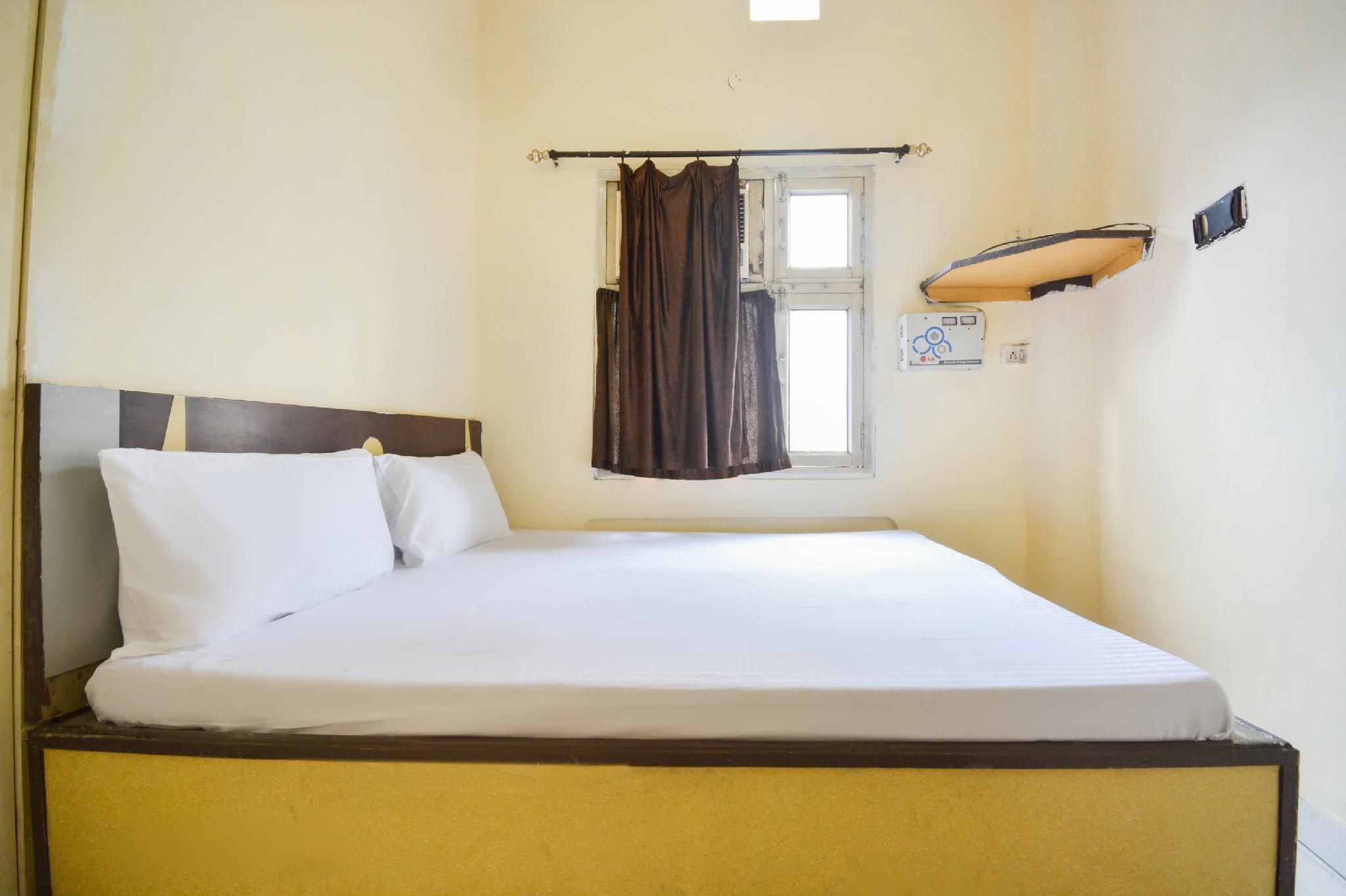 SPOT ON 46571 Hotel Setia SPOT ON Room without Air Conditioning 3