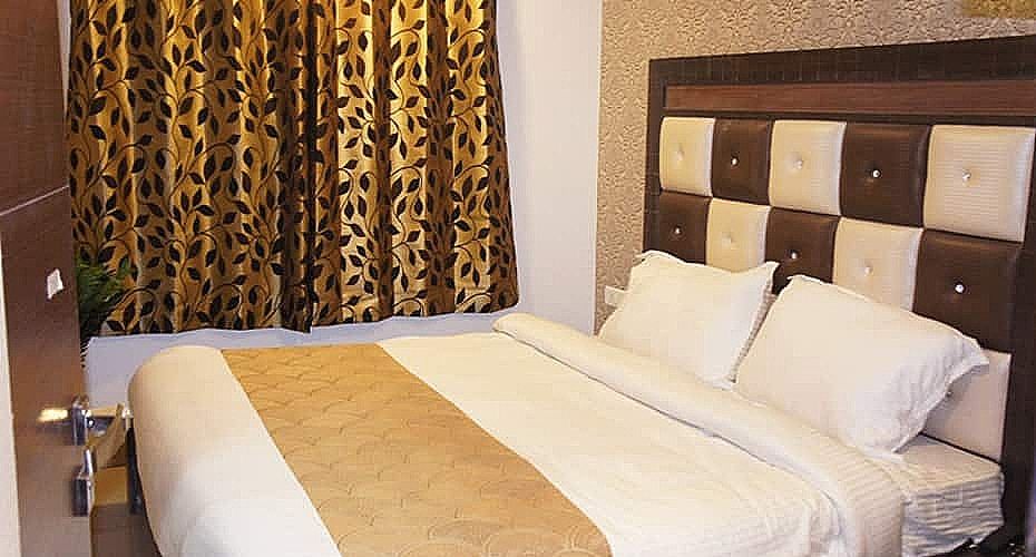 undefined Hotel Paul UNA Xpress 5