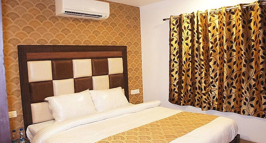 undefined Hotel Paul UNA Xpress 6