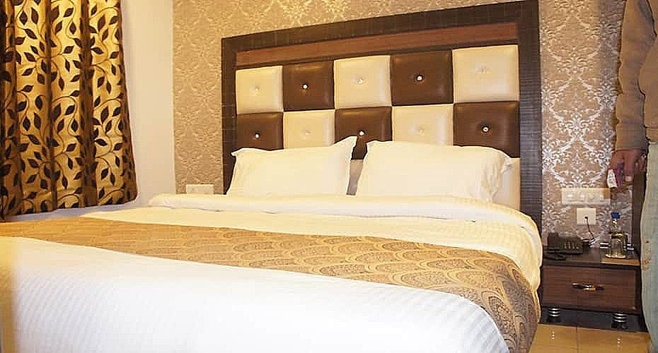 undefined Hotel Paul UNA Xpress 4