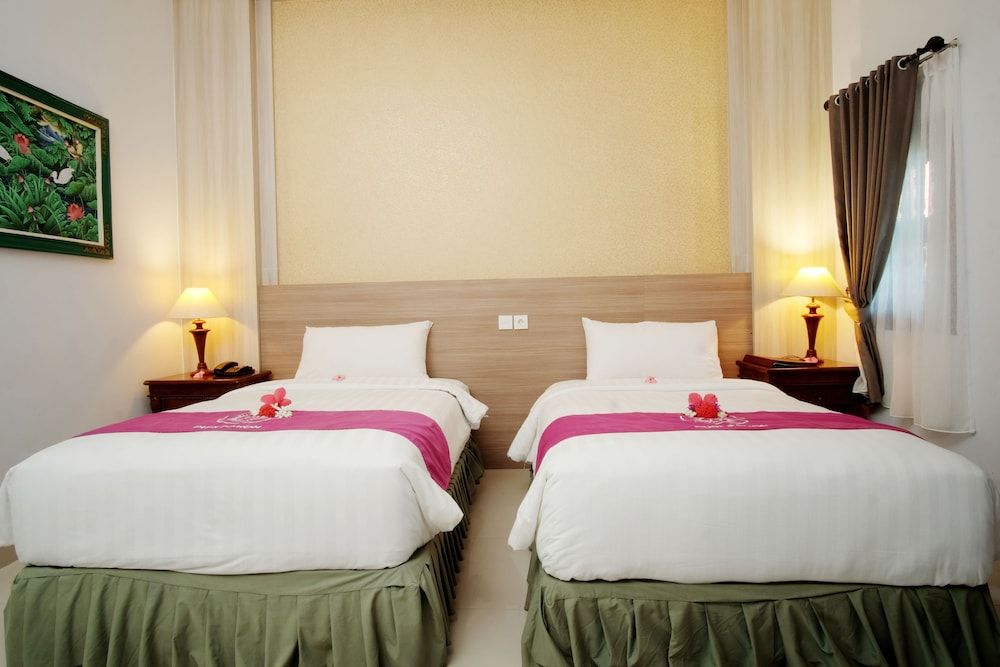 Puri Saron Senggigi Hotel Standard Bungalow