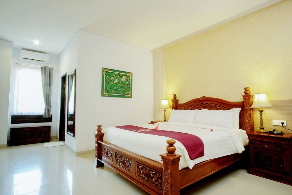Puri Saron Senggigi Hotel Standard Bungalow 7
