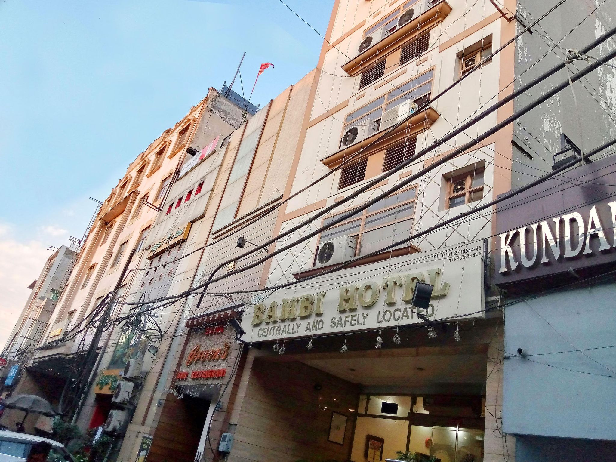 undefined Bambi Hotel 7