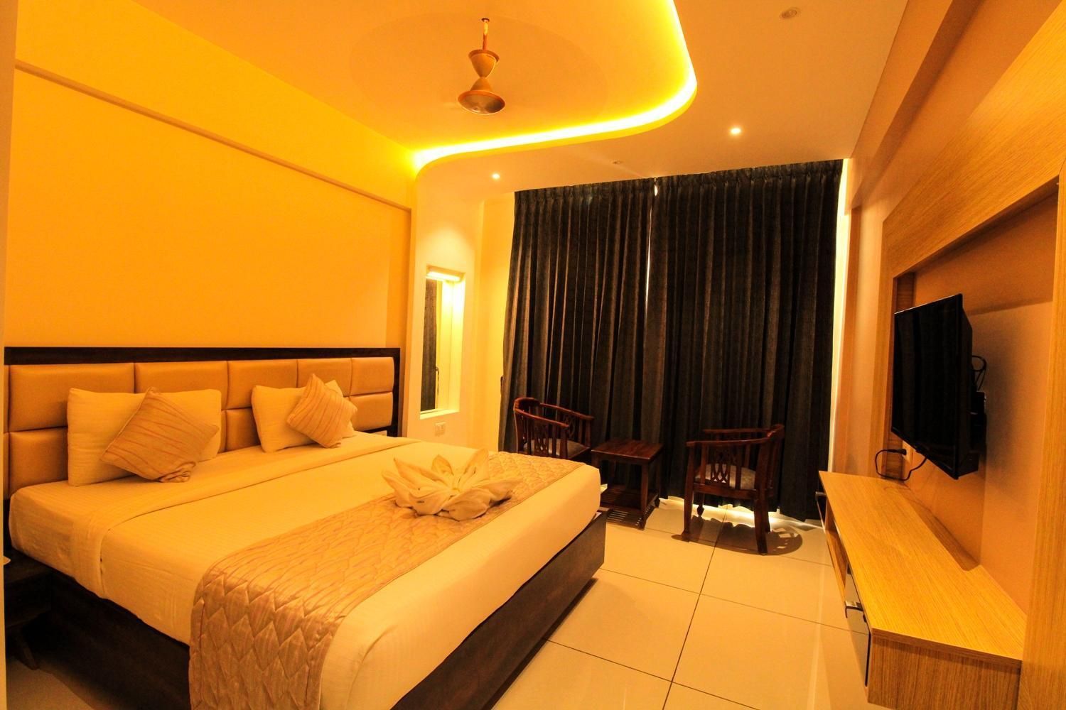 RAMRATHNA RESIDENCY Deluxe  Room 5