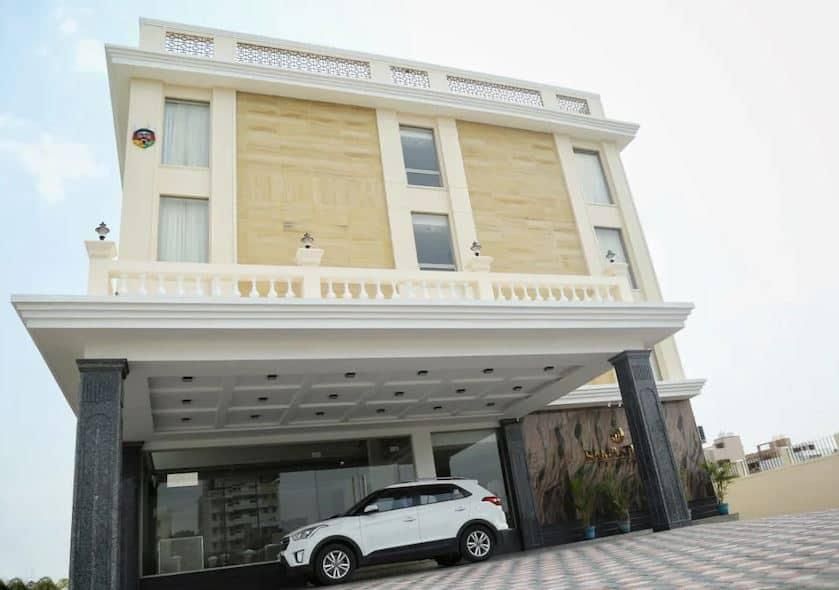 Hotel Exterior