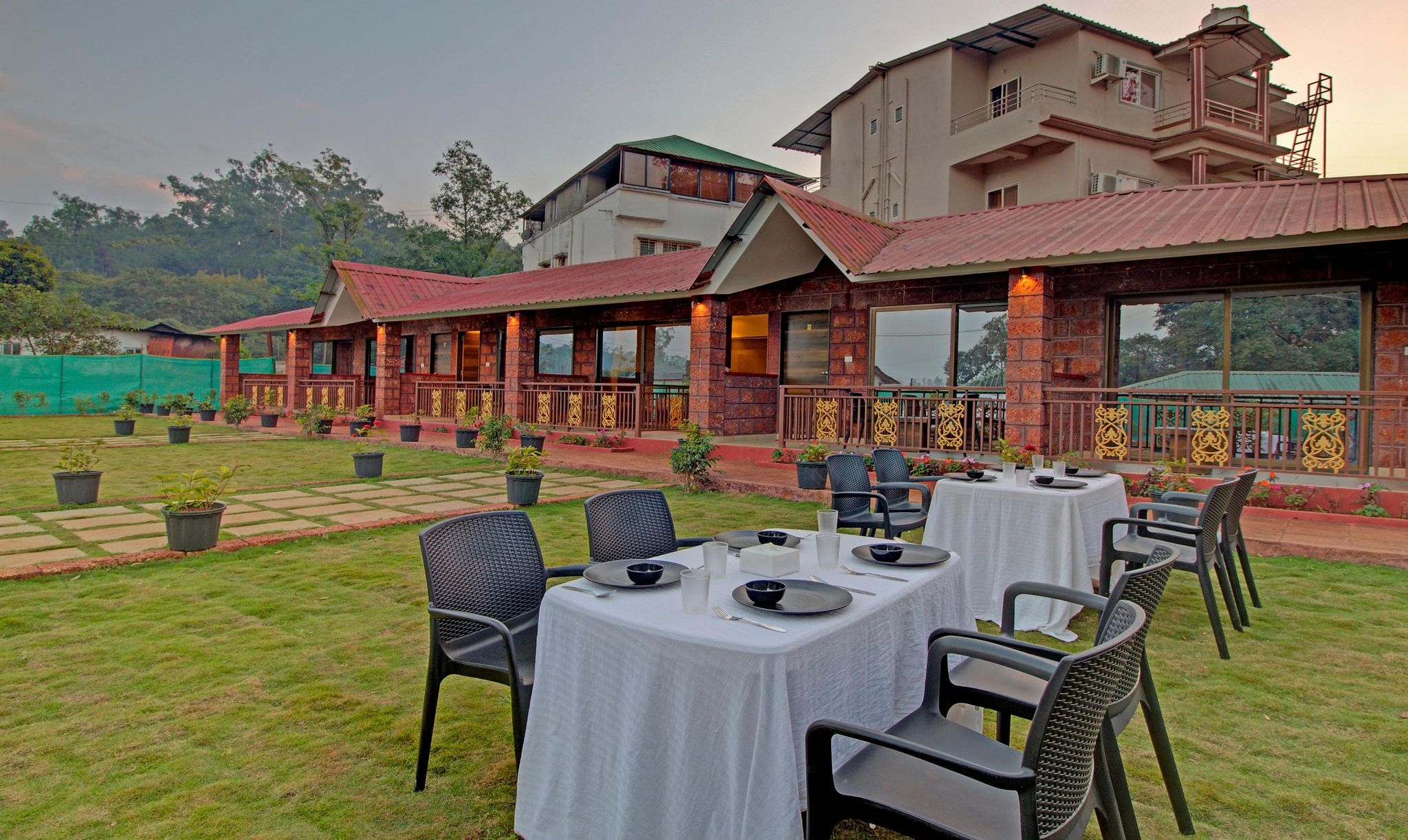 Hotel Exterior