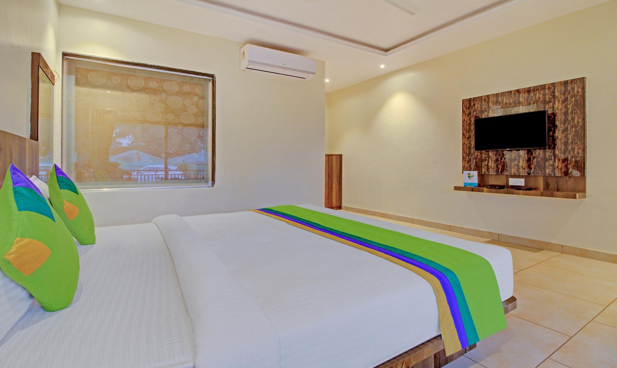 Treebo Nakshatra Cottages Mahabaleshwar Deluxe Double Room