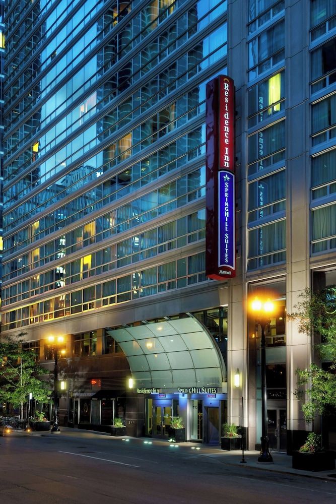 undefined Springhill Suites by Marriott Chicago Downtown/ River North 4