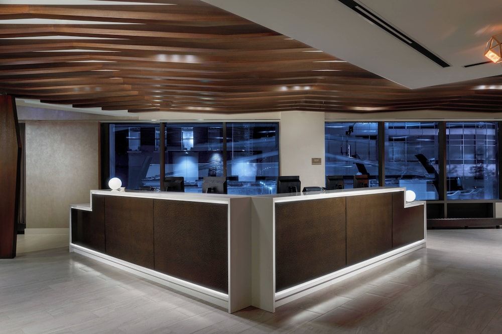 undefined Springhill Suites by Marriott Chicago Downtown/ River North