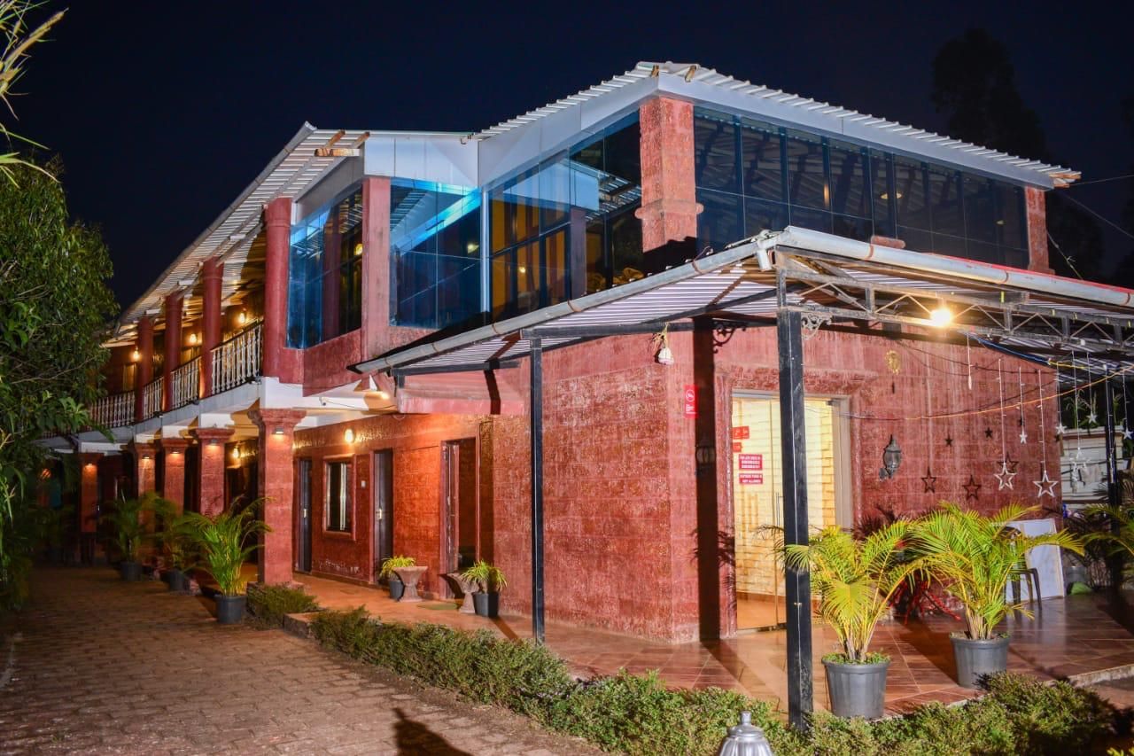 Hotel Exterior