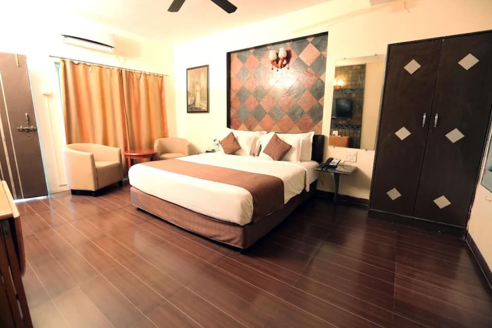 Aqua Deluxe Suite with 2 Bedrooms