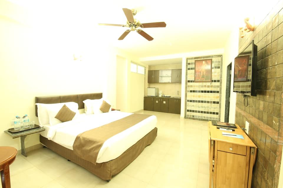 Aqua Deluxe Suite with 2 Bedrooms