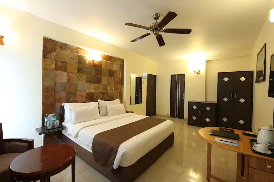 The Grand Legacy Resort & Spa (TGL) - Pure Veg Elegant 3