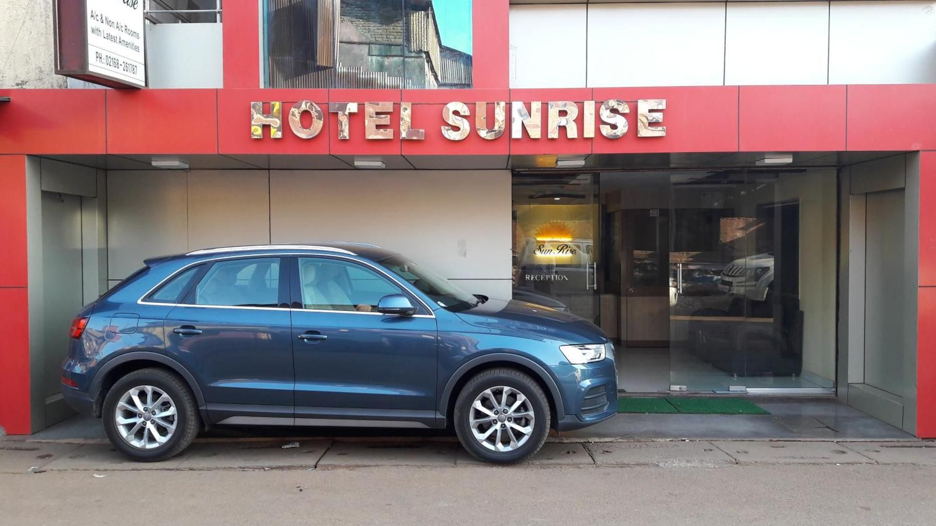 Hotel Sunrise exterior_view