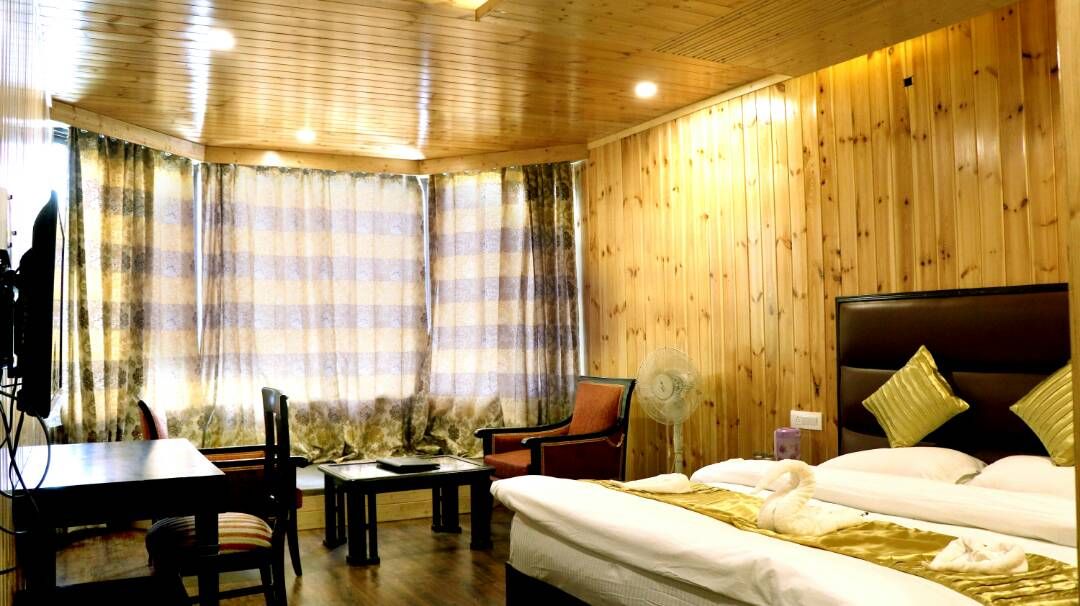 Family Suite (River View)