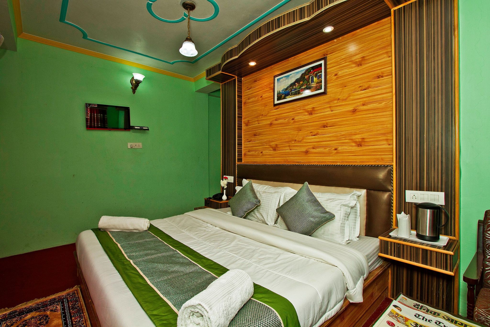 Hotel Vikrant Inn @ Mall Road 100 Meters Walk
