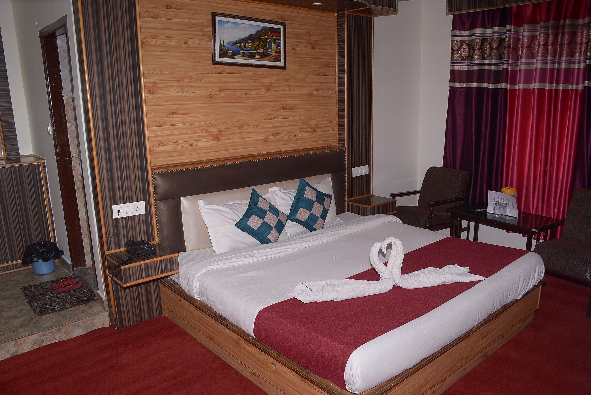Hotel Vikrant Inn @ Mall Road 100 Meters Walk