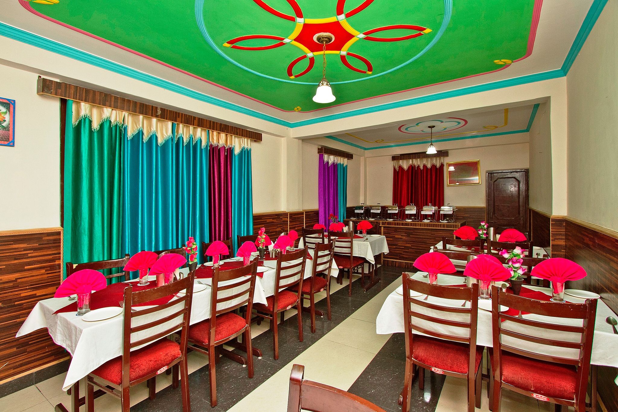 Hotel Vikrant Inn @ Mall Road 100 Meters Walk
