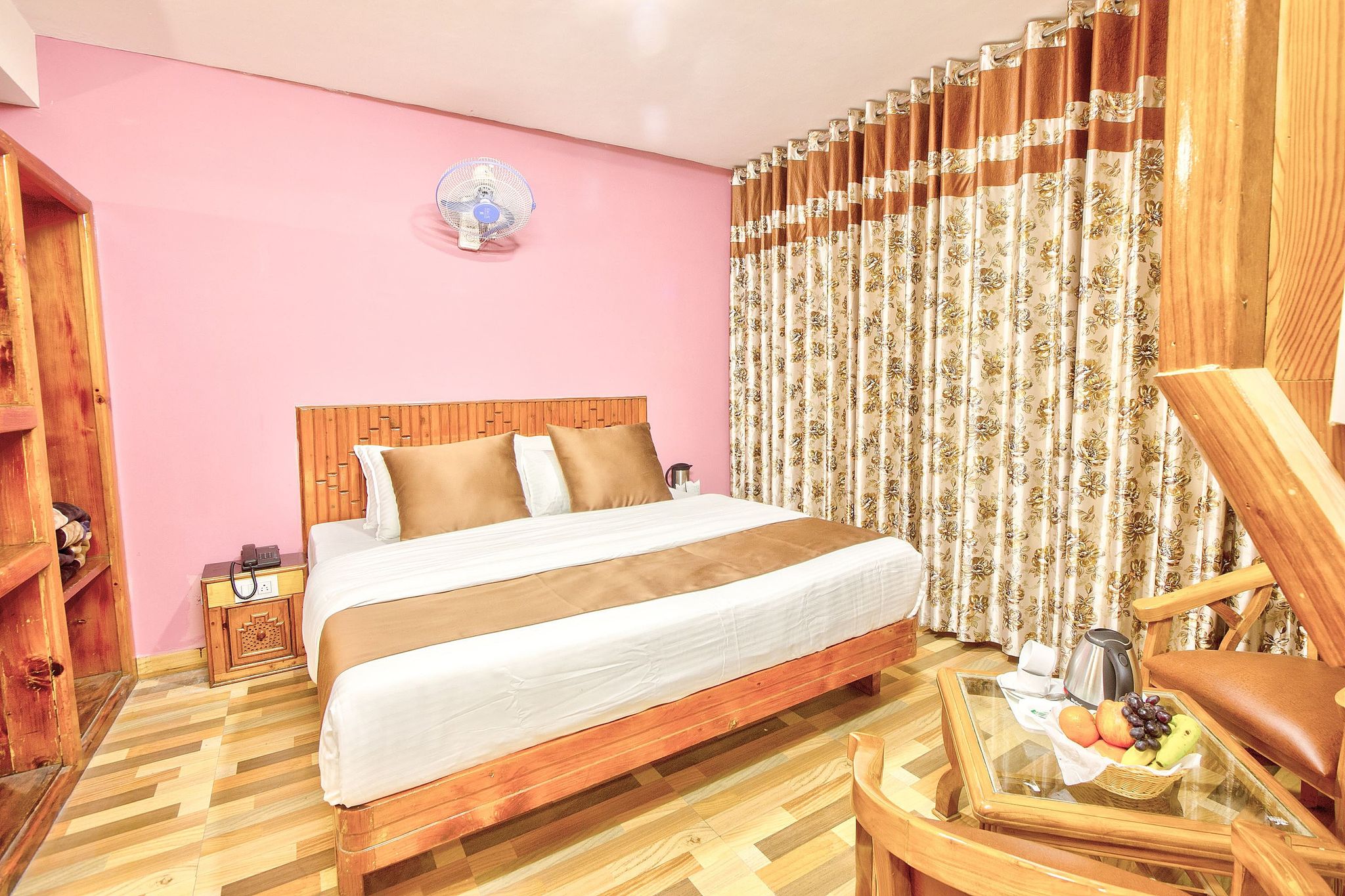 Hotel Ibex Manali Deluxe Room 11