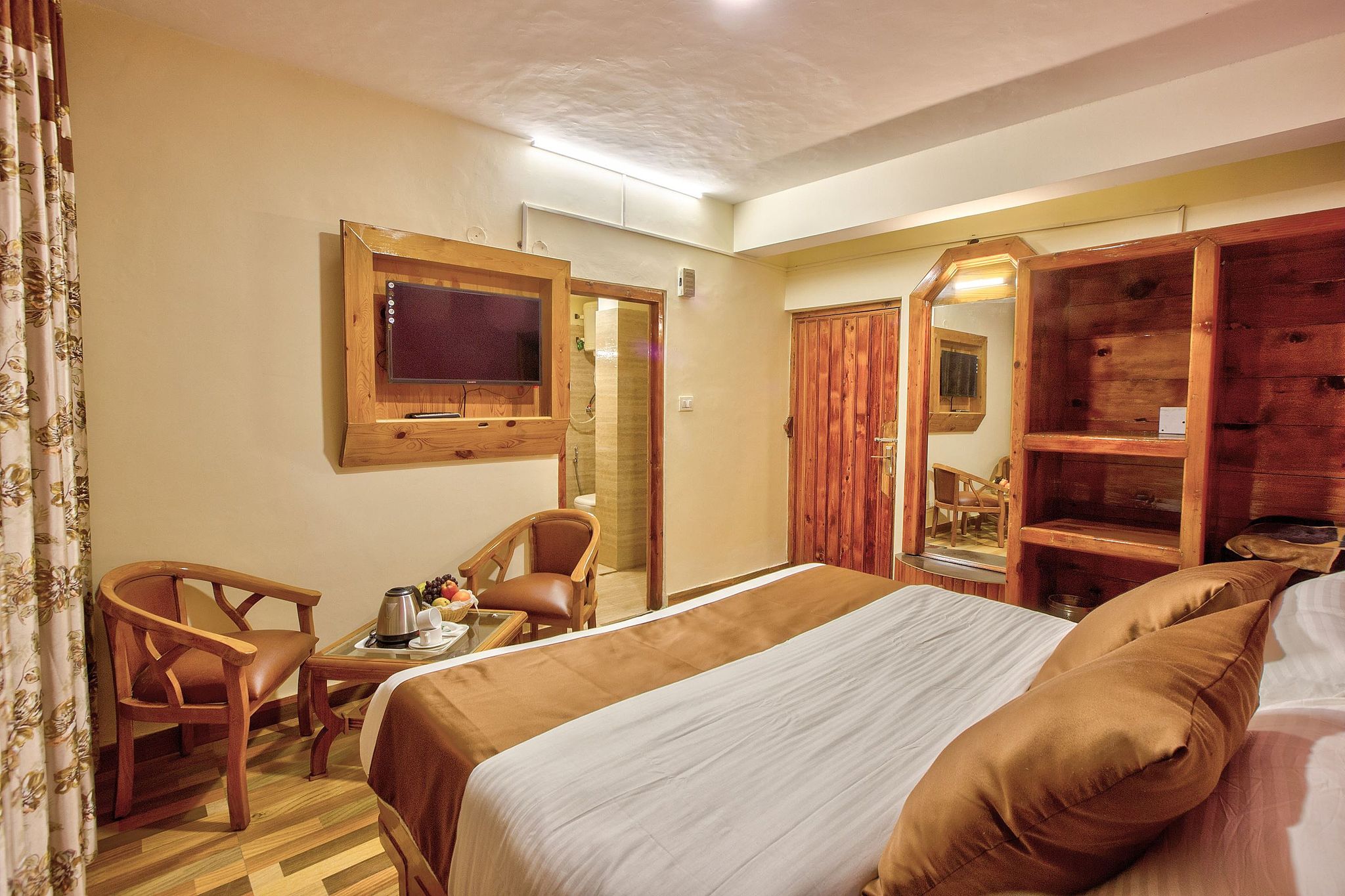 Hotel Ibex Manali Deluxe Room 12