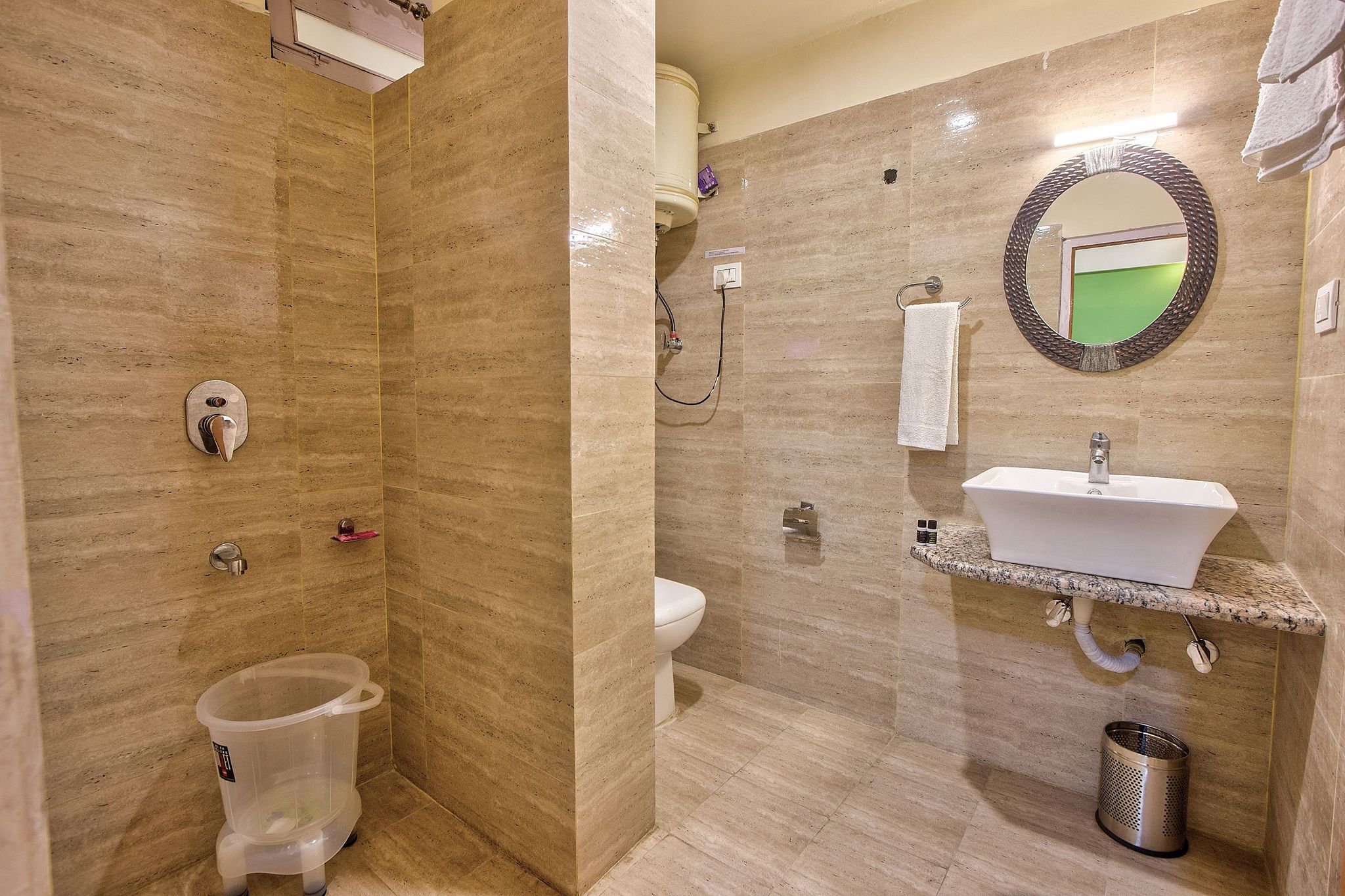 Hotel Ibex Manali Deluxe Room 16