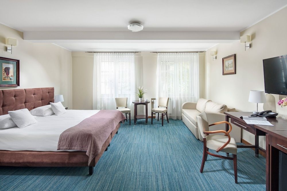 undefined Hotel Bonum 4