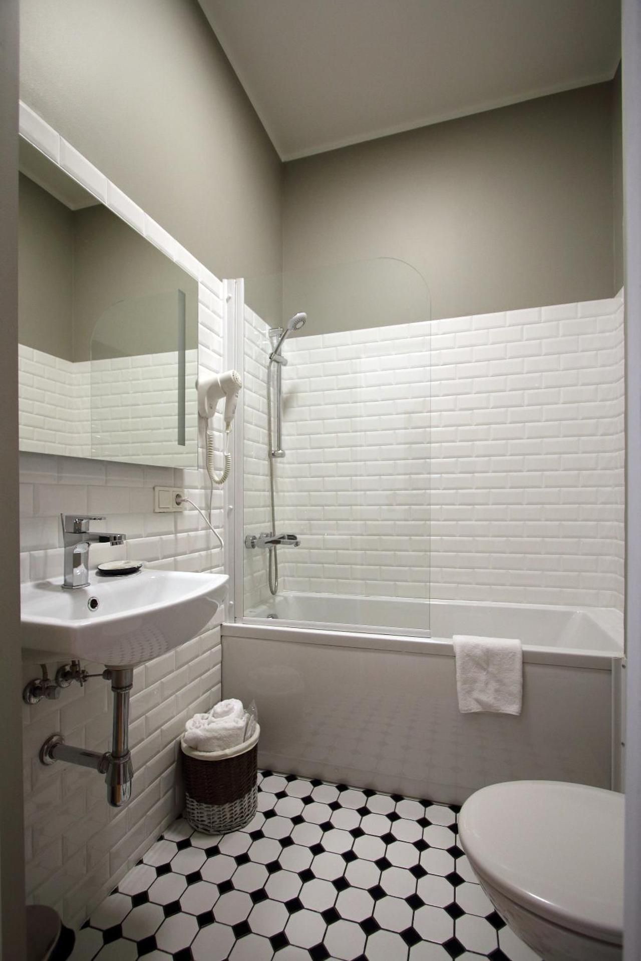 Boutique Hotel KRISTOFS Economy Double Room 3