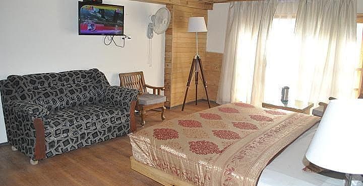 Swiss Wood Hotel Deluxe Room 4