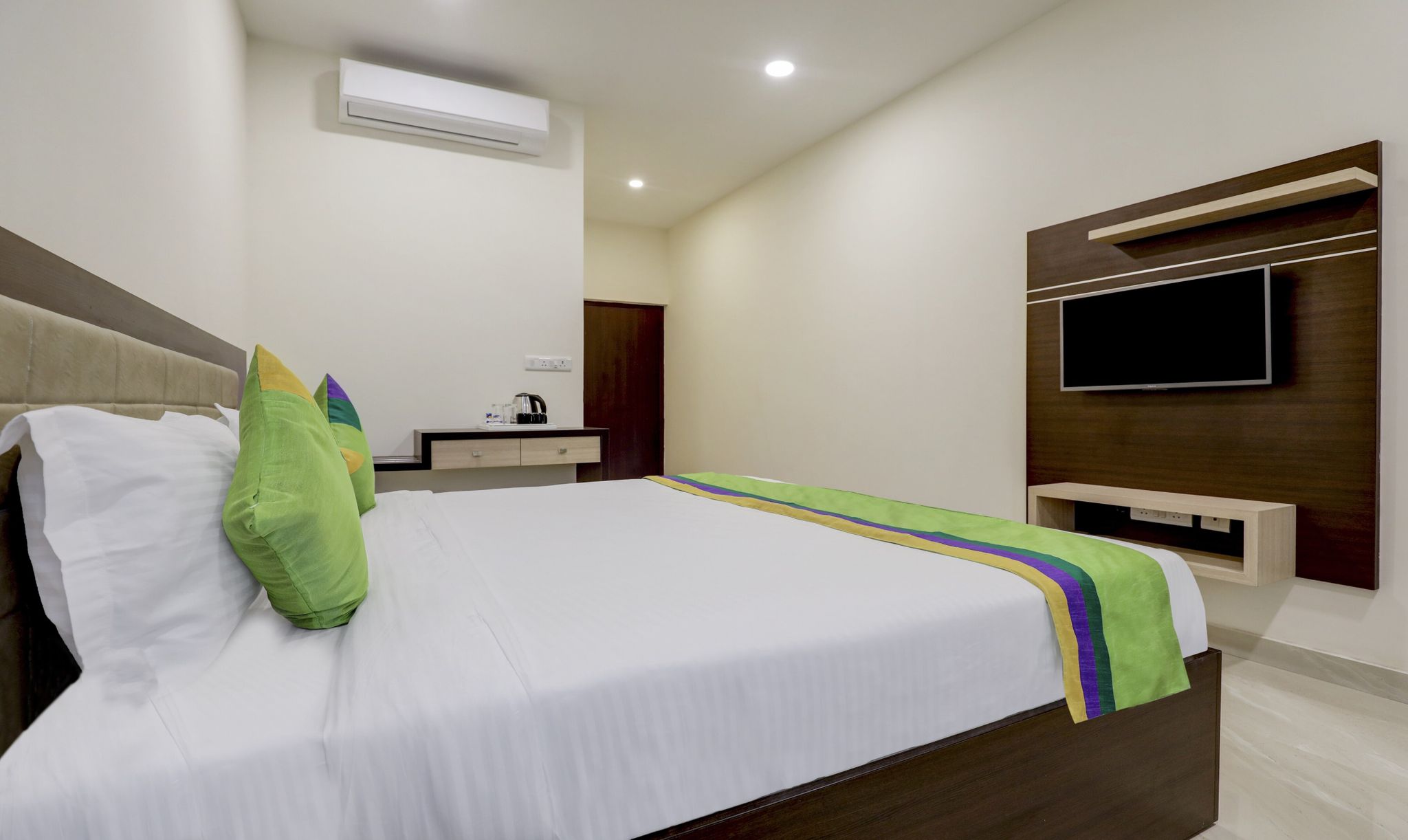 Treebo The Horizon Kankanady	 Standard Double Room 24