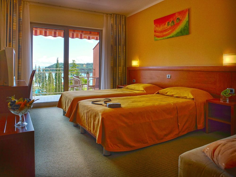 Hotel Salinera Superior Double or Twin Room, Balcony, Sea View 2