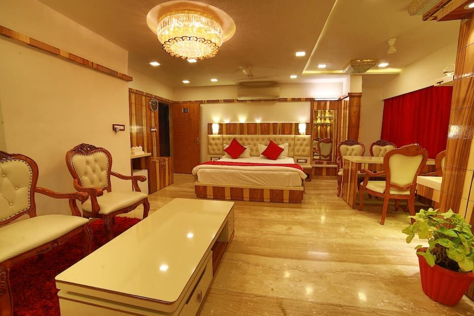 Super Deluxe Room