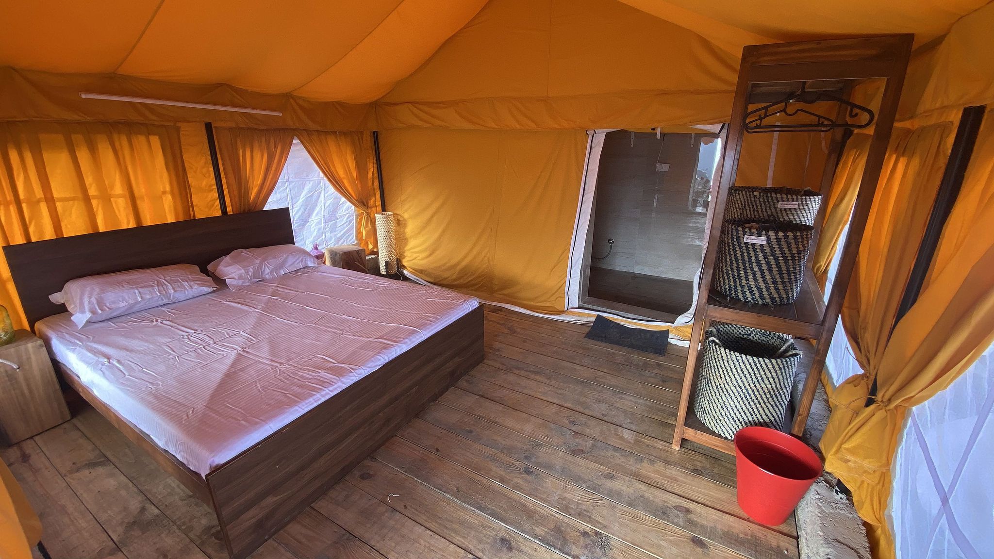 Superior Himalayan View Luxe Tent 